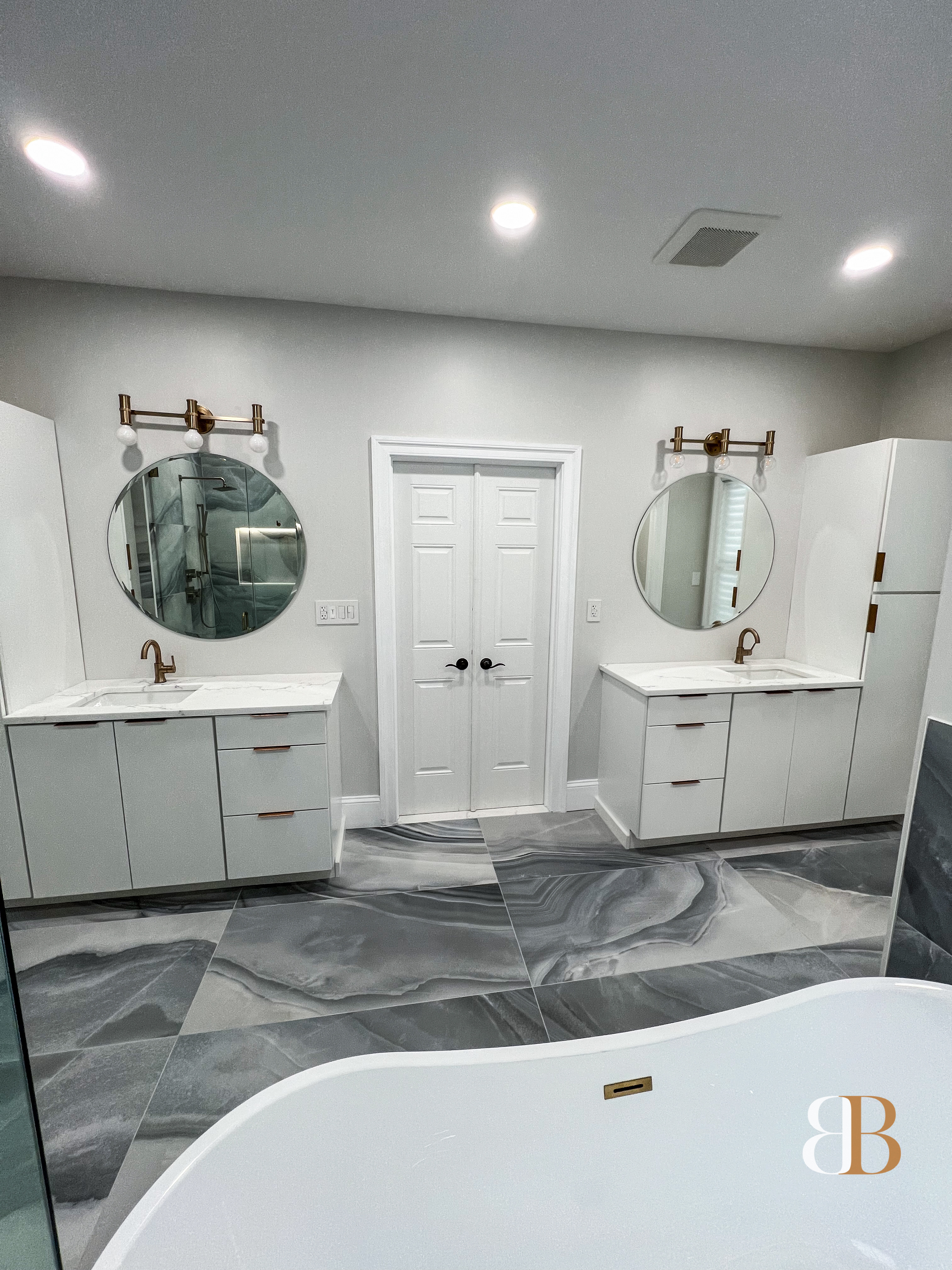 Contemporary bathroom remodel in Ambler by B&B Associates Creations — photo 3